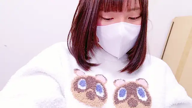 senachinnn online show from January 14, 5:19 am