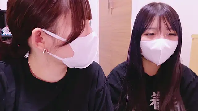 senachinnn online show from January 27, 5:58 am