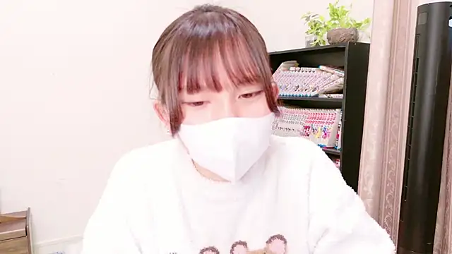 senachinnn online show from February 10, 2:19 am