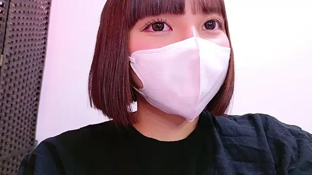 senachinnn online show from March 19, 3:09 am