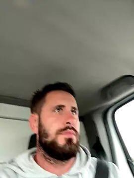 Snapshot of GeoGeorgee chatting on September 26, 2:21 pm GeoGeorgee online show from September 26, 2:21 pm