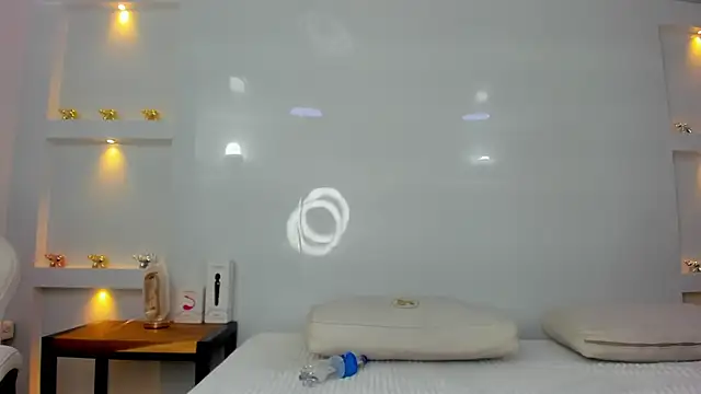 Dalia-Prada online show from December 22, 4:31 am