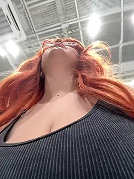 Snapshot of Teya_moon_ chatting on June 25, 7:24 am Teya moon online show from June 25, 7:24 am