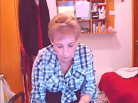 Victoria5643 online show from September 30, 6:13 pm