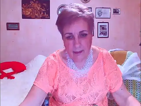 Victoria5643 online show from March 25, 6:58 pm