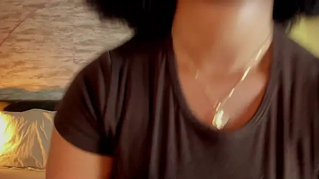 Anneth  M online show from October 6, 7:33 pm