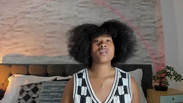 Anneth  M online show from November 22, 7:46 pm