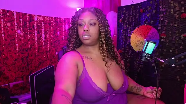 cheriserozequeen online show from February 18, 3:30 pm