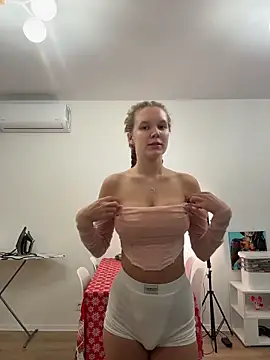 Ketitull online show from December 19, 7:10 pm