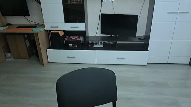 angryzan online show from January 13, 5:13 am