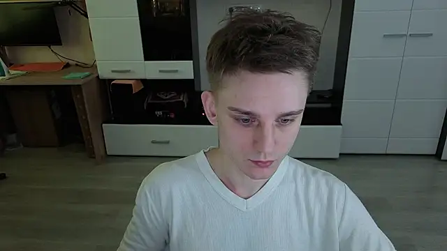 angryzan online show from February 9, 6:17 am