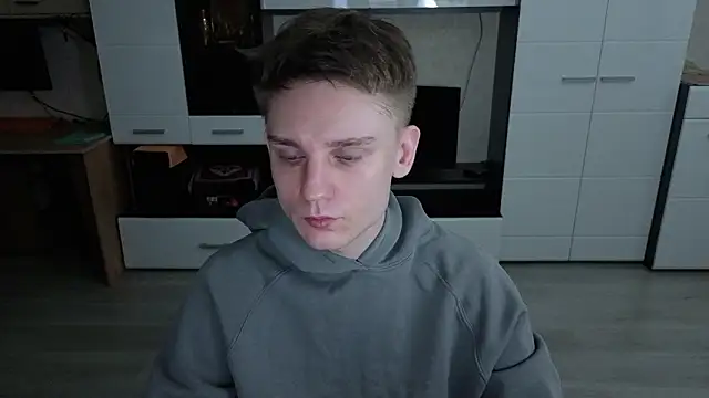 angryzan online show from February 13, 4:30 am