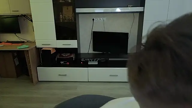 angryzan online show from February 25, 6:45 am