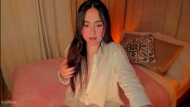 SofiMeza online show from January 14, 2:53 pm