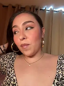 SofiMeza online show from January 21, 5:30 pm