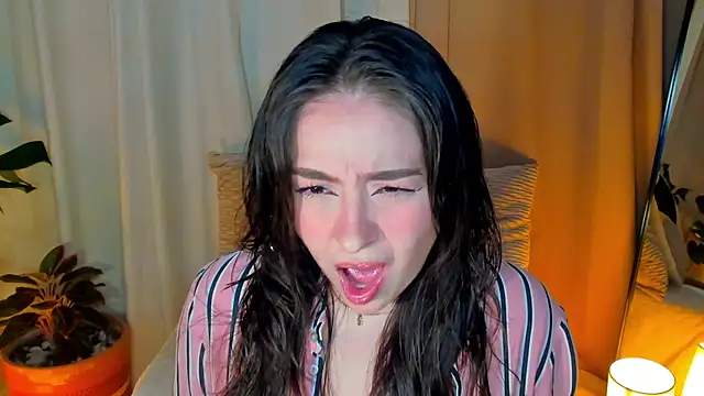 SofiMeza online show from March 11, 3:12 pm