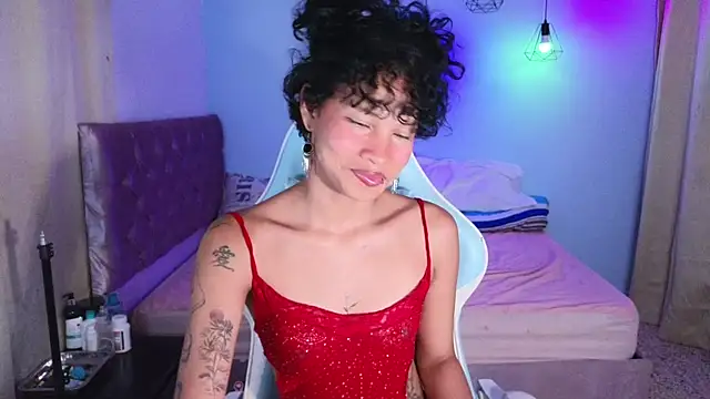 Snapshot of Peggy_Funn chatting on March 18, 12:16 am Peggy Funn online show from March 18, 12:16 am