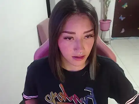 littleangel1 m online show from July 14, 9:58 am