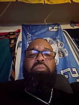 Snapshot of GallowayGooch1085 chatting on March 24, 7:46 am GallowayGooch1085 online show from March 24, 7:46 am