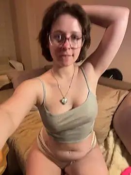 lily noris online show from June 18, 6:56 pm