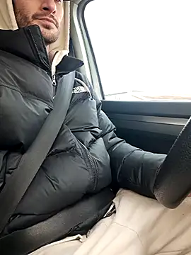 Zeefy online show from February 8, 7:59 am