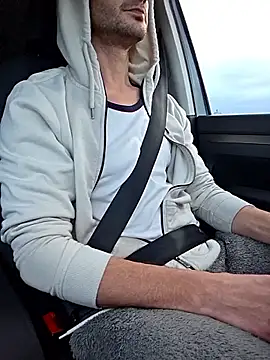 Zeefy online show from February 13, 7:15 am