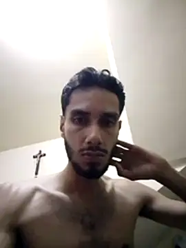 jhon01000 online show from June 2, 4:58 am