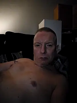 Snapshot of walker1979 chatting on February 23, 7:55 pm walker1979 online show from February 23, 7:55 pm