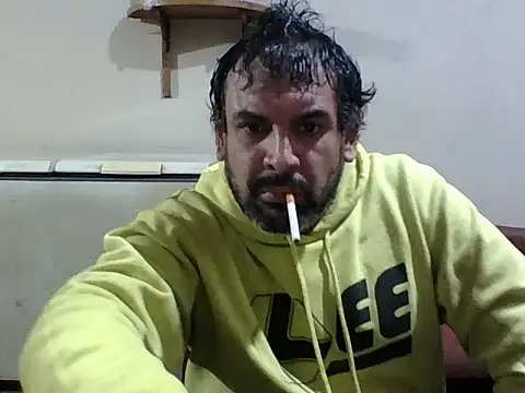 Snapshot of Rodrigo_happy chatting on September 10, 2:44 am Rodrigo happy online show from September 10, 2:44 am