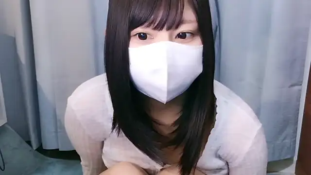 Snapshot of YUTSU_KI chatting on April 11, 4:11 pm YUTSU KI online show from April 11, 4:11 pm