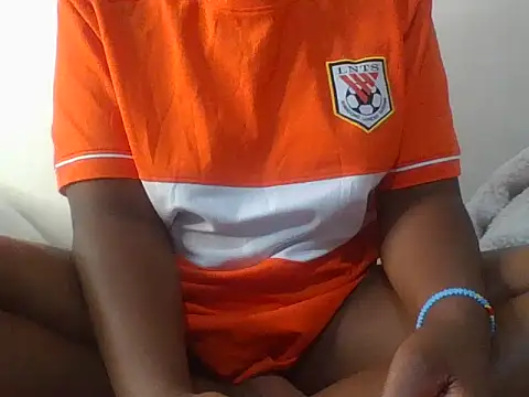 Snapshot of prettynina chatting on June 3, 3:39 pm prettynina online show from June 3, 3:39 pm
