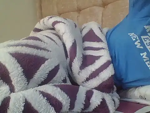 Snapshot of prettynina chatting on June 4, 5:41 pm prettynina online show from June 4, 5:41 pm