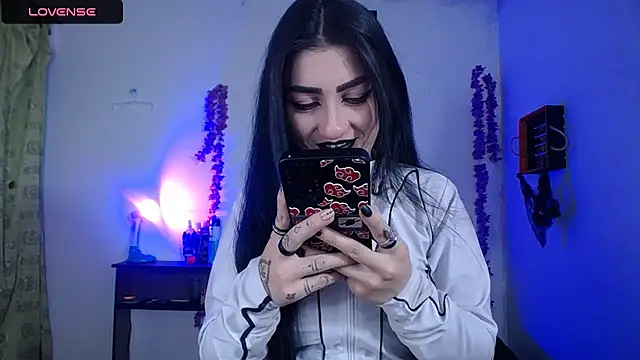 sophy rock online show from December 31, 6:24 pm