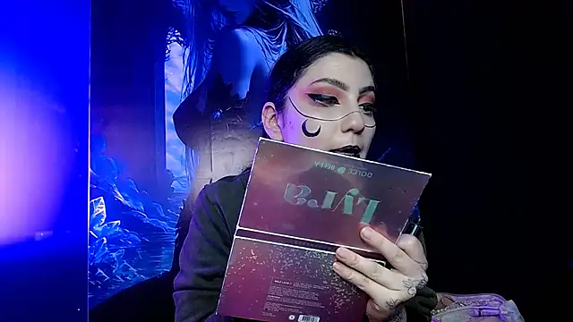 sophy rock online show from February 17, 2:57 pm