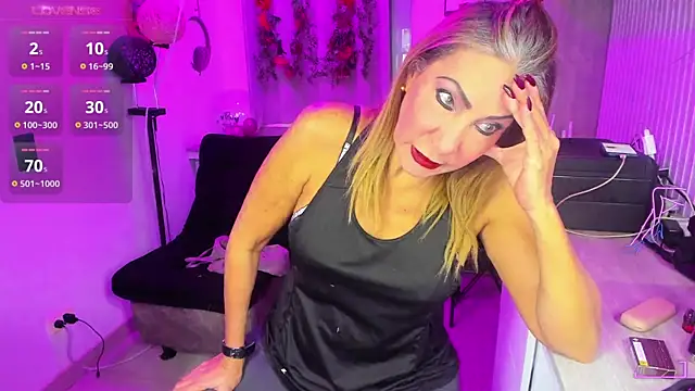  cristal ayala online show from July 31, 11:37 pm