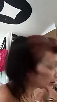 whitetrashdirtyslut online show from April 27, 5:44 pm