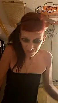 whitetrashdirtyslut online show from July 2, 3:34 am