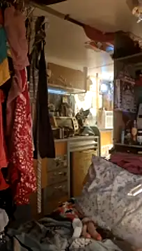 whitetrashdirtyslut online show from July 6, 12:24 pm