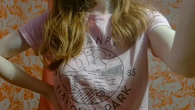 strawberrysmoothie online show from December 25, 4:01 am