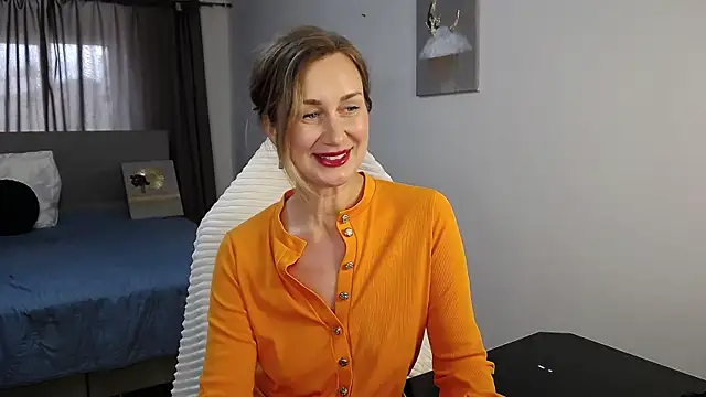 Vanessa Nowak online show from May 31, 8:54 am