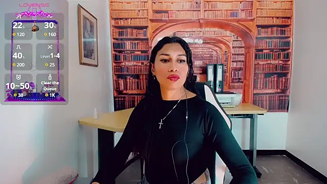 khiara moretti online show from December 23, 10:44 pm