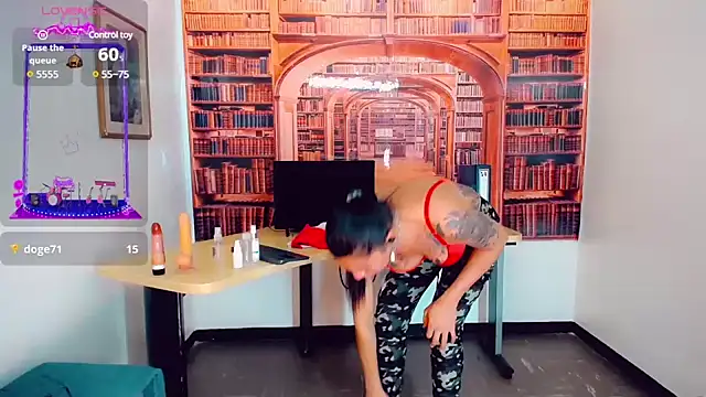 khiara moretti online show from January 28, 10:23 pm