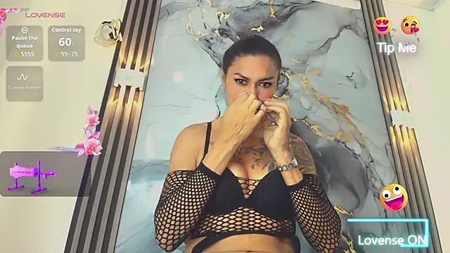 khiara moretti online show from February 11, 11:48 am