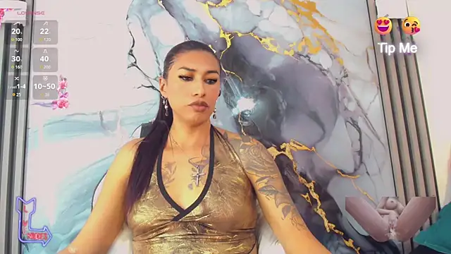 Snapshot of khiara_moretti chatting on May 19, 7:53 pm khiara moretti online show from May 19, 7:53 pm