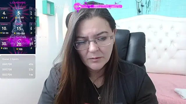 MsJossie online show from December 11, 7:31 am