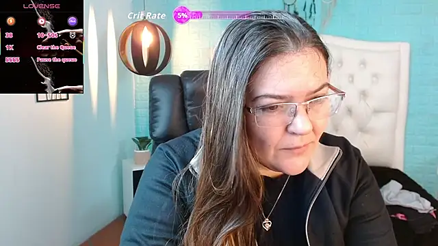 Snapshot of MsJossie chatting on February 5, 3:33 am MsJossie online show from February 5, 3:33 am