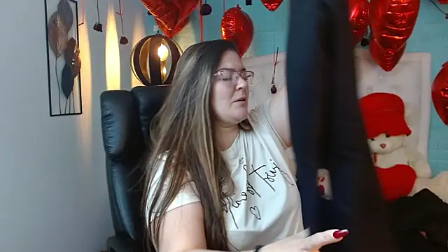 Snapshot of MsJossie chatting on February 19, 3:46 am MsJossie online show from February 19, 3:46 am