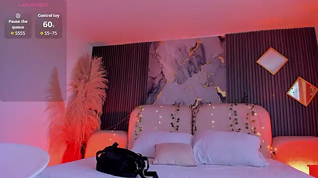 Agathaargent  online show from March 14, 1:27 pm