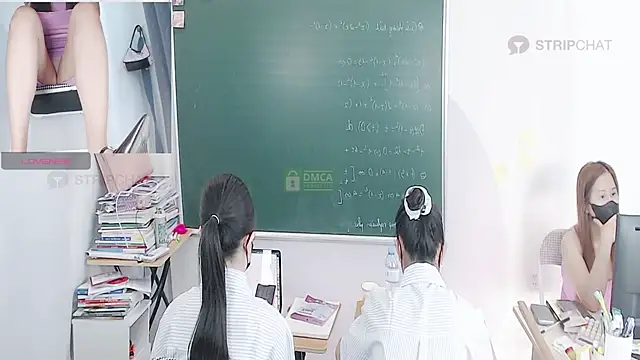 Snapshot of _Math_ chatting on October 16, 2:56 am  Math  online show from October 16, 2:56 am