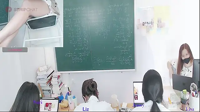 Snapshot of _Math_ chatting on May 22, 1:57 am Math online show from May 22, 1:57 am